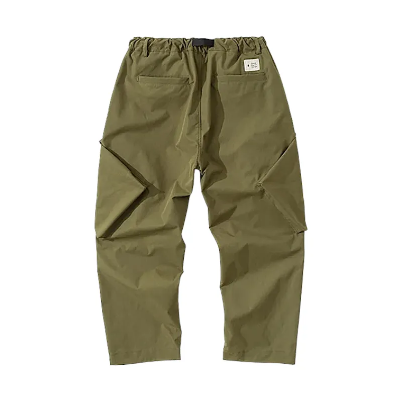 Baggy fit 3-D pocket cargo pants with belt