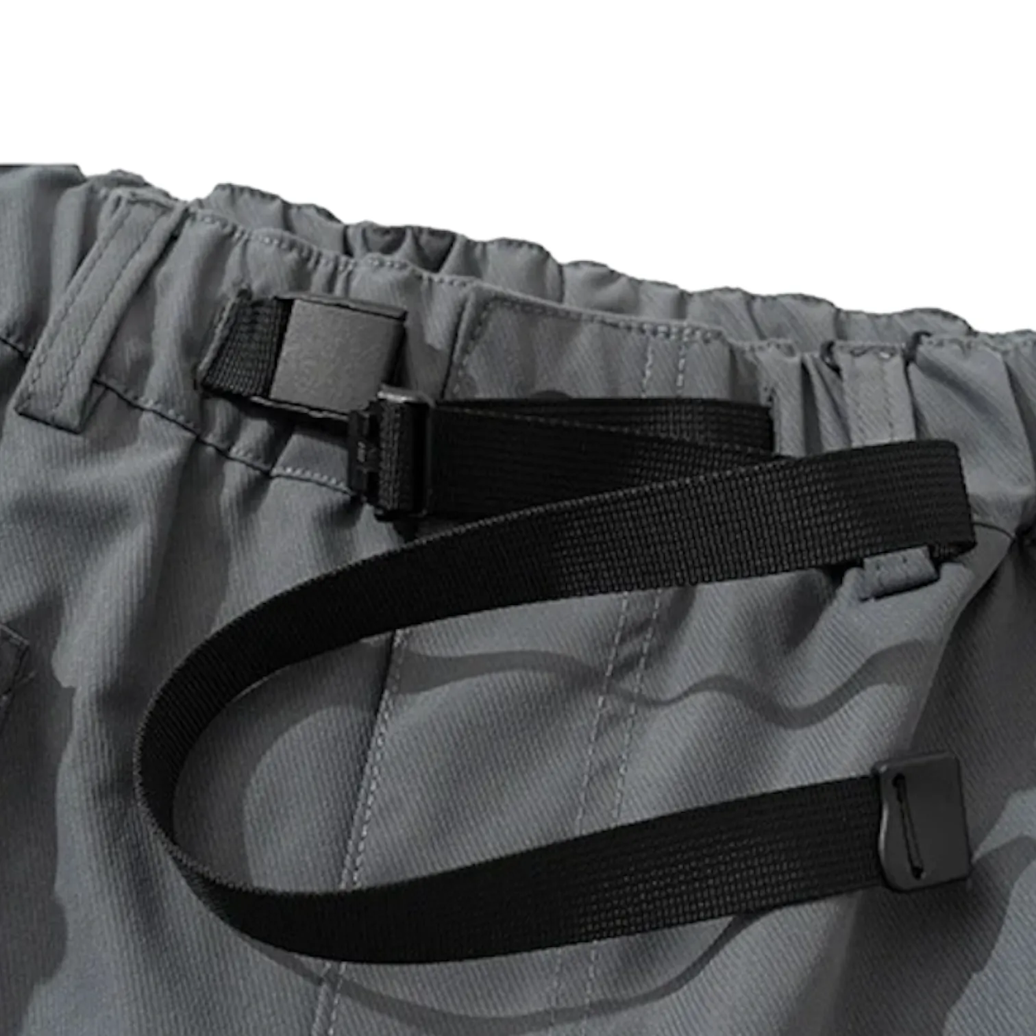Baggy fit 3-D pocket cargo pants with belt