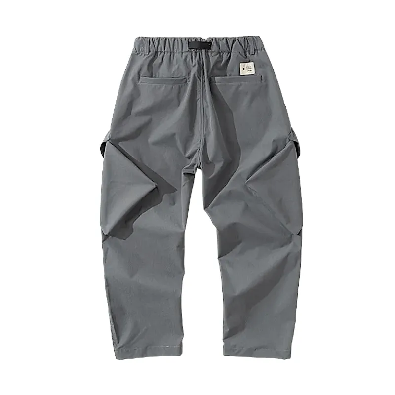 Baggy fit 3-D pocket cargo pants with belt