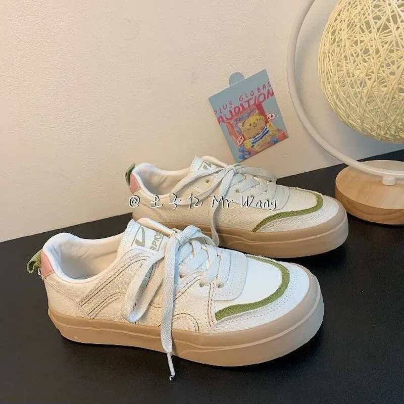 Chicmy Kawaii Platform Women's Sneakers Korean New Canvas Running Shoes Casual Sports Vulcanize Basket Flat Tennis Lolita
