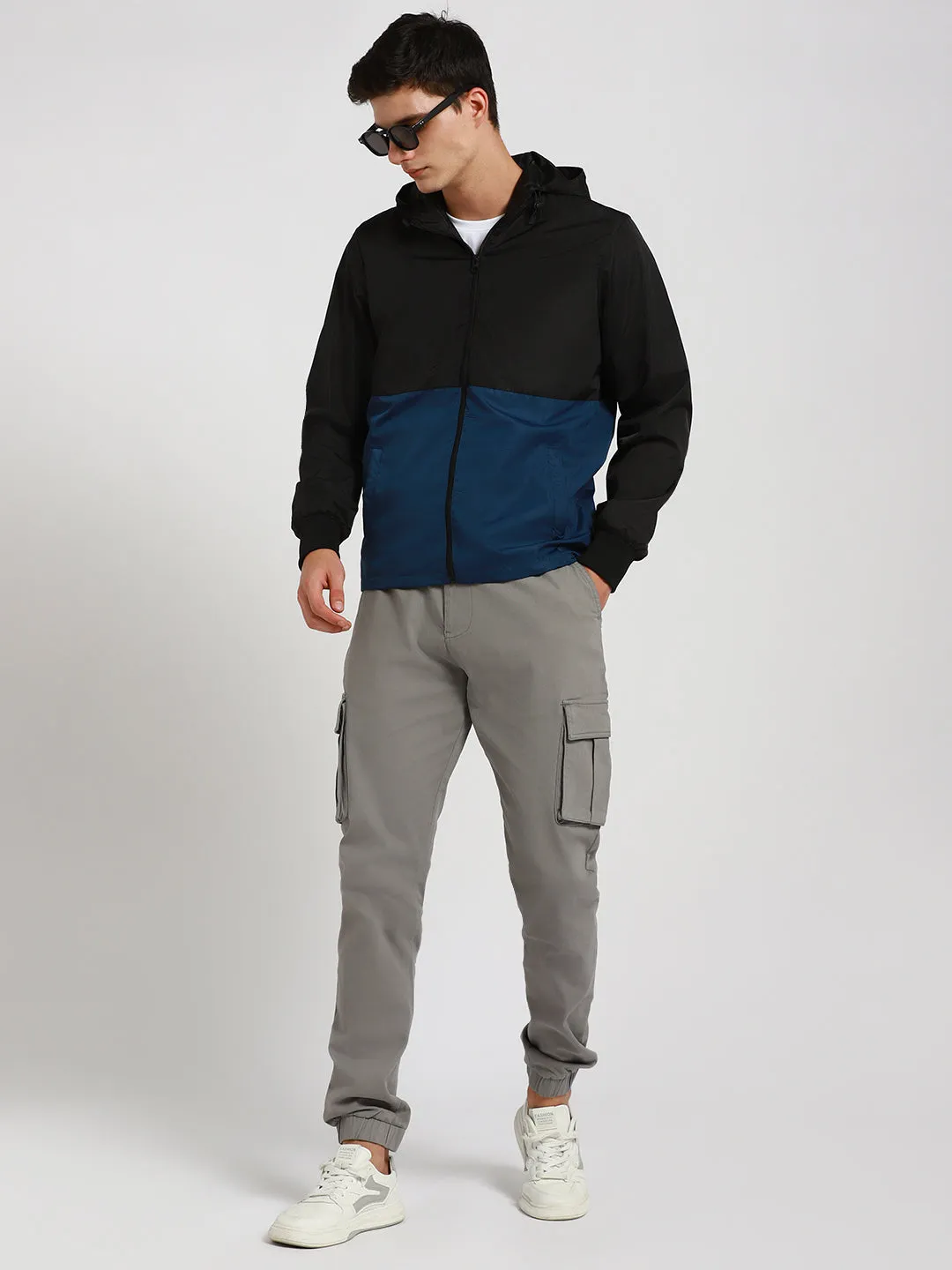Men's Hooded Regular Fit Colourblock Blue Jackets