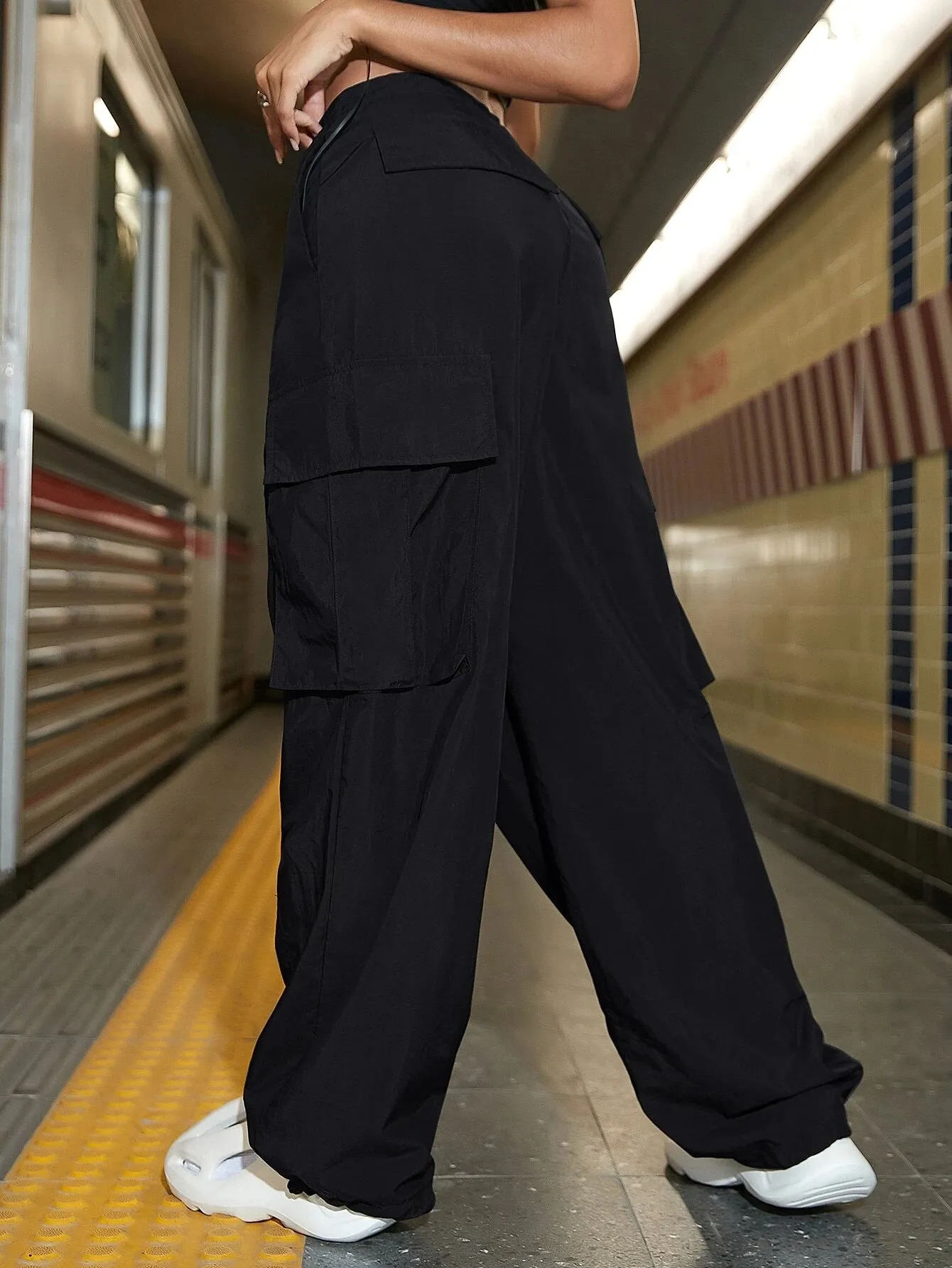 Parachute Cargo Jogger Pant